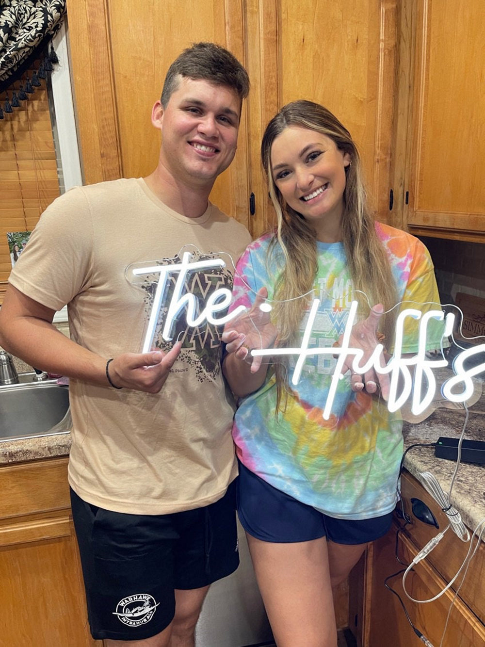 Do Neon Lights Get Hot? Candyneon